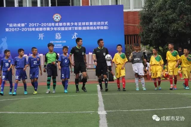 中国女足的现实和未来：有了专业支撑 如何突破和振兴？