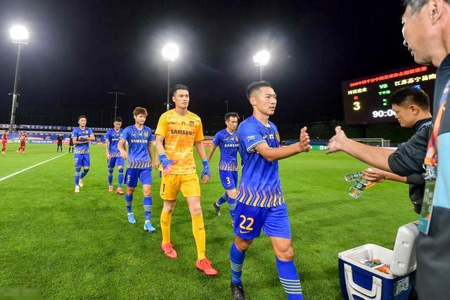 莱昂纳德25+11哈登21+8+11 快船力克热火3连胜
