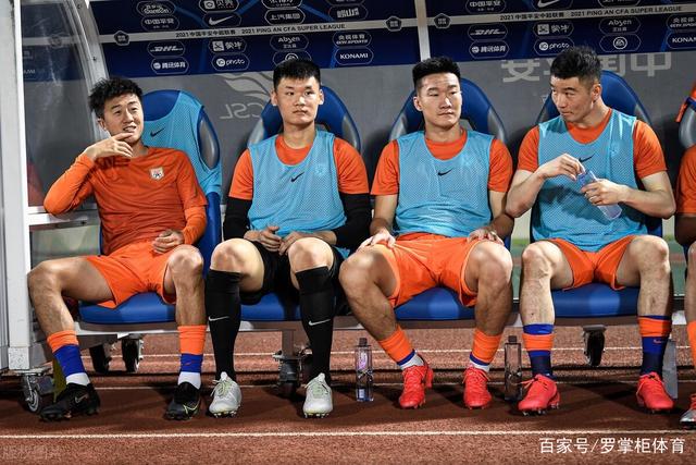 WTA1000罗马站：郑钦文逆转晋级第二轮2026-05-06 09:37:52
